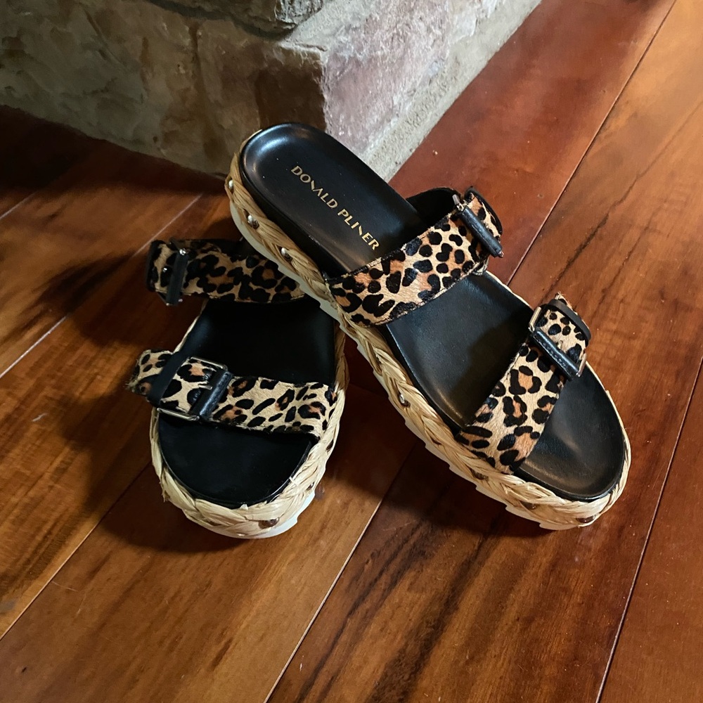 Donald Pliner Larabee Leopard Print Platform Slide Sandals 9.5